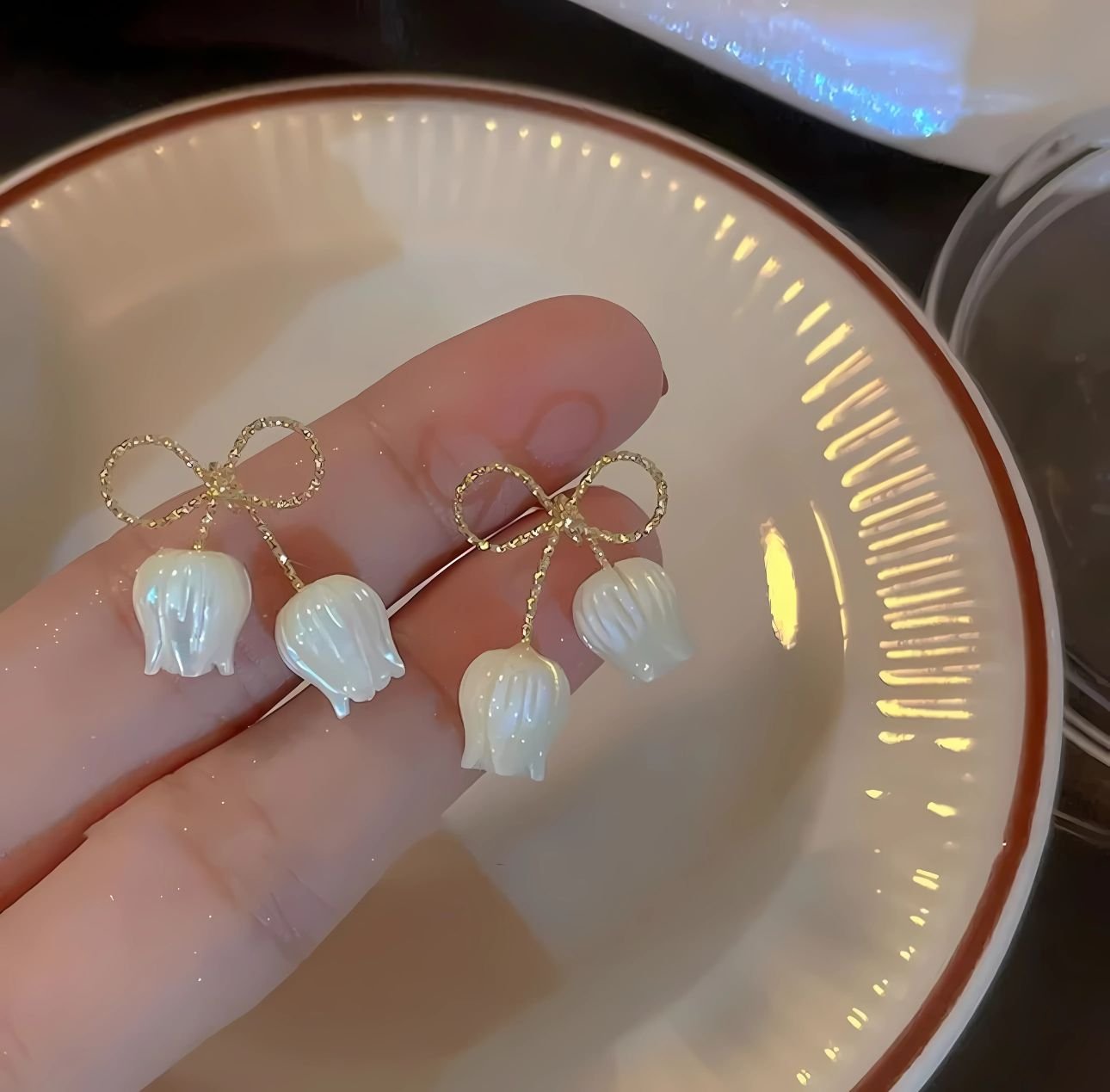 Cute Tulip & Bow Stud Earrings