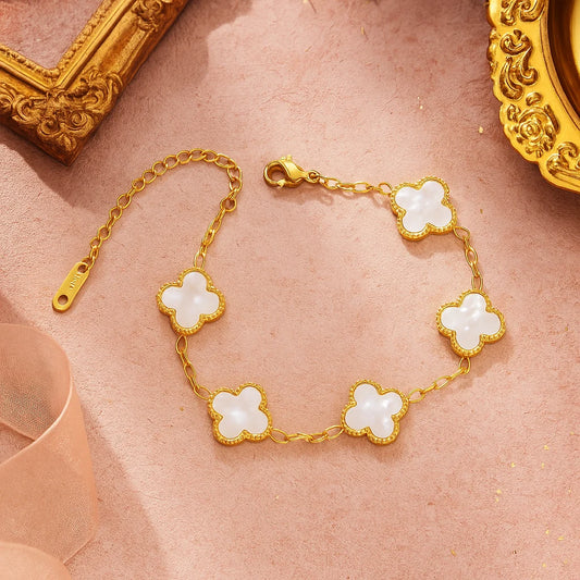 White Clover Anti-Tarnish Bracelet | 18K Gold-Plated Elegant Jewelry