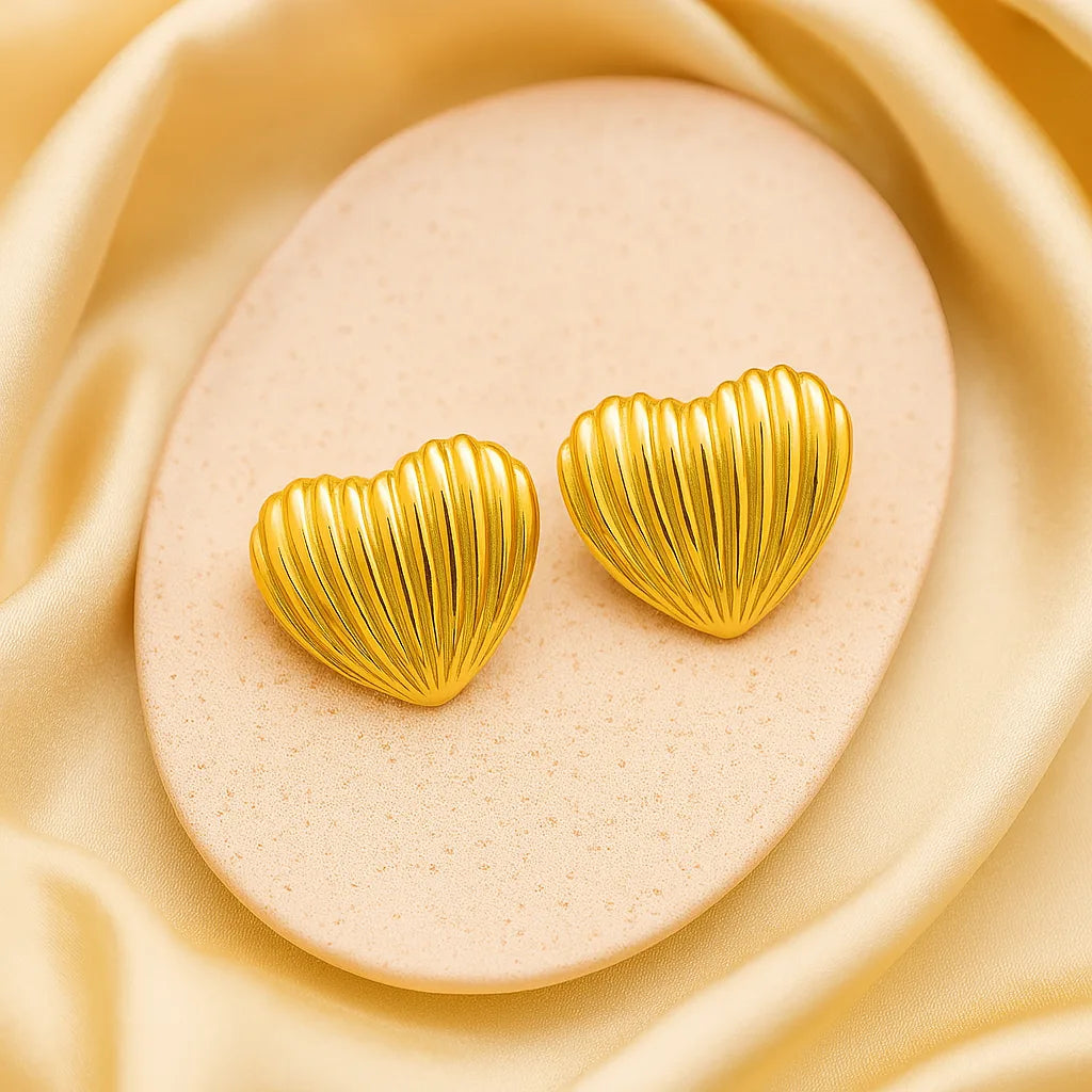 Anti tarnish spiral hollow stud earrings for women