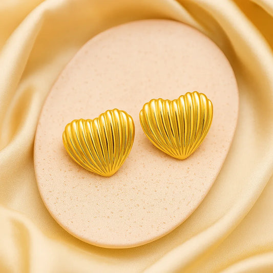 Anti tarnish spiral hollow stud earrings for women