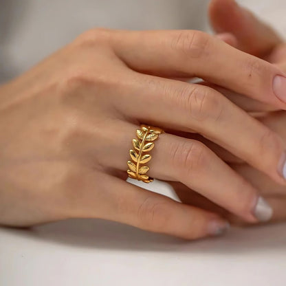 adjustable leaf design ring for women