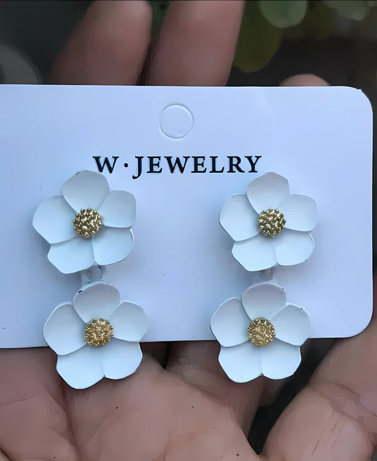 white flower stud earrings